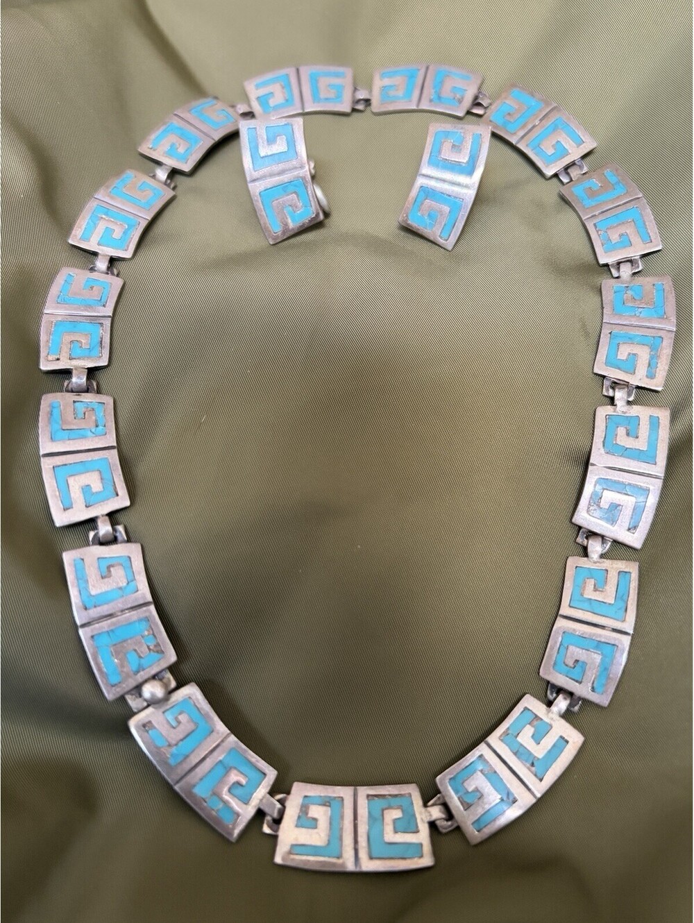 Vintage Taxco 926 Sterling & Turquoise Necklace Choker Style.
